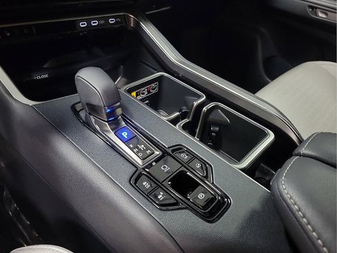 Used 2025 Lexus TX 350 AWD image 18