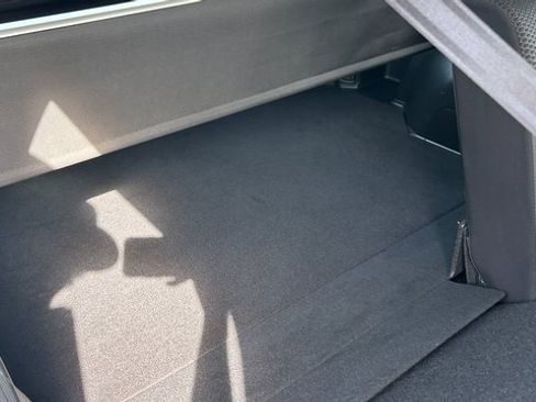 Used 2022 Subaru Forester Premium image 43