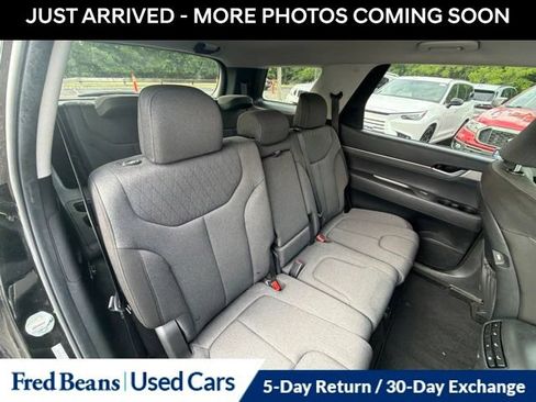 Used 2021 Hyundai Palisade SE AWD/4WD image 16