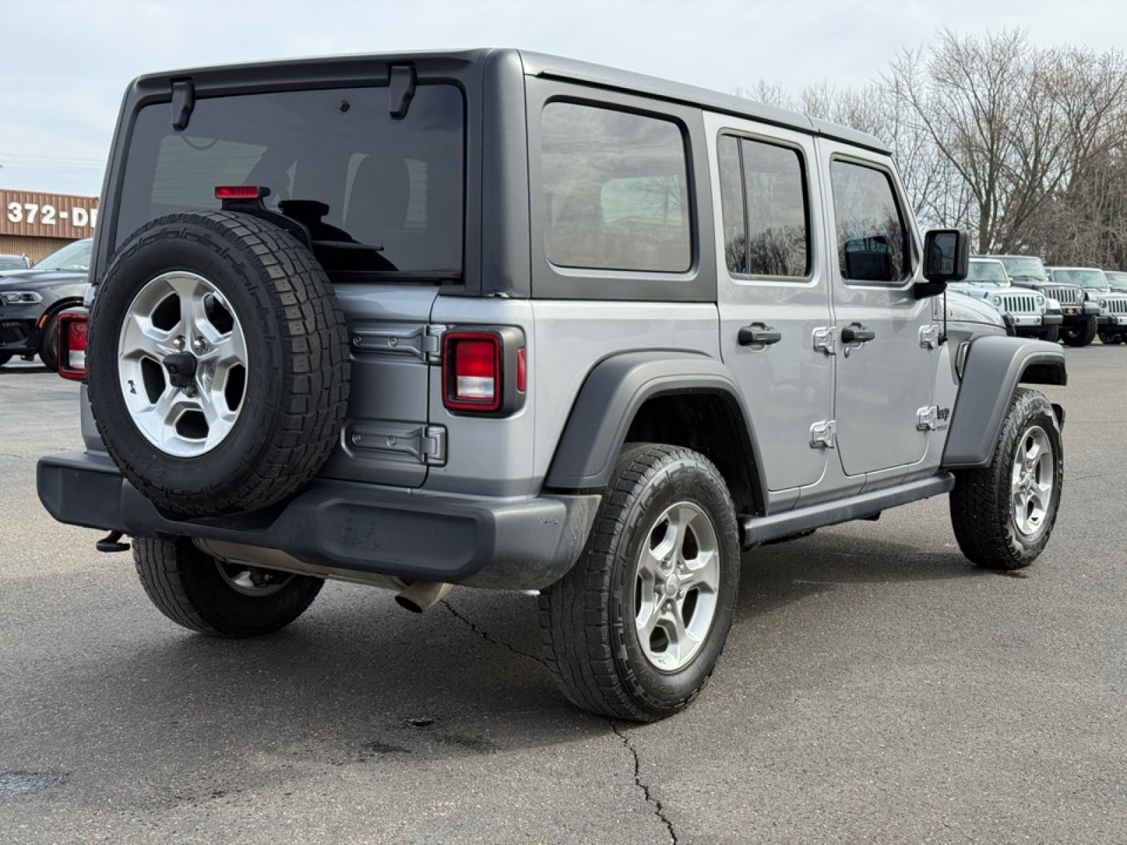 Used 2021 Jeep Wrangler Unlimited Sport AWD/4WD image 8