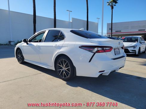 Certified 2023 Toyota Camry SE image 5