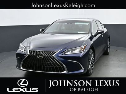 New 2025 Lexus ES 300h w/ Premium Package