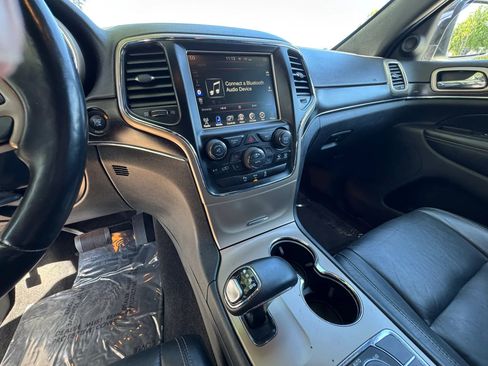 Used 2014 Jeep Grand Cherokee Limited image 13