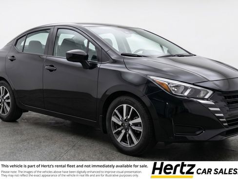 Used 2025 Nissan Versa SV FWD image 1
