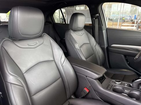 Used 2023 Cadillac XT4 Premium Luxury w/ Technology Package AWD/4WD image 22