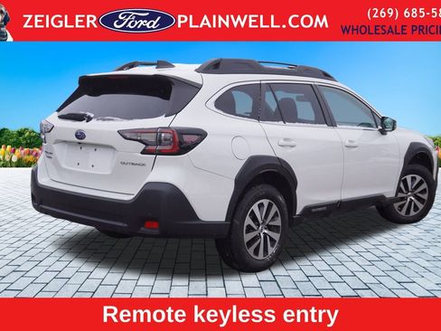 Used 2024 Subaru Outback Premium image 5