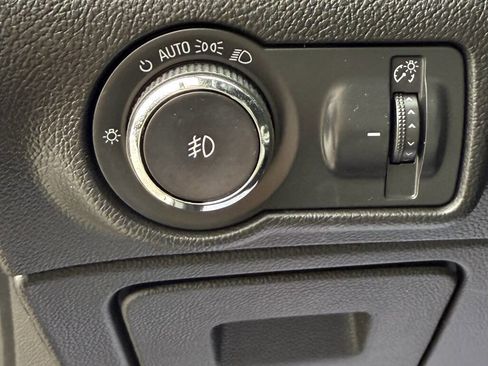 Used 2014 Buick Verano Convenience image 25