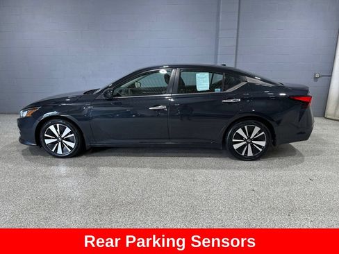 Used 2022 Nissan Altima 2.5 SV FWD image 6