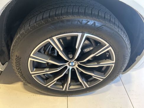 Used 2024 BMW X5 xDrive40i w/ M Sport Package image 24