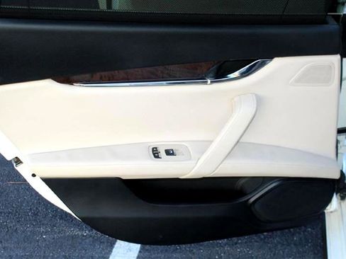 Used 2015 Maserati Quattroporte S Q4 image 29