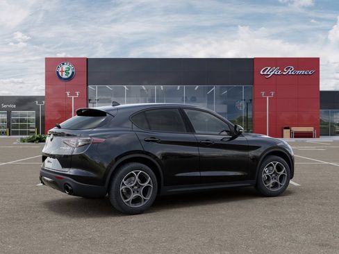 New 2026 Alfa Romeo Stelvio Sprint w/ Convenience Package AWD/4WD image 4