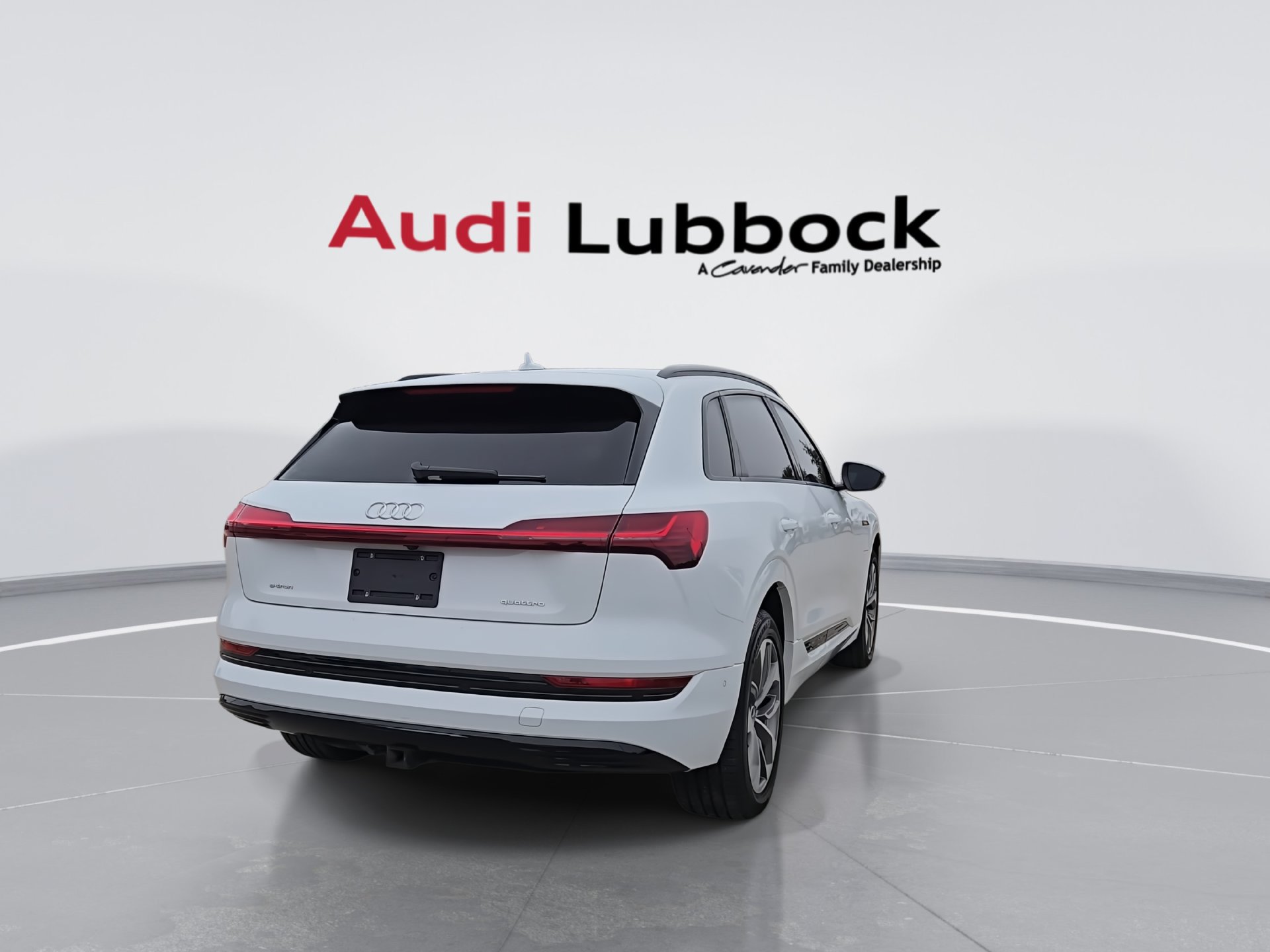 Used 2021 Audi e-tron Premium Plus w/ Premium Plus Package AWD/4WD image 8