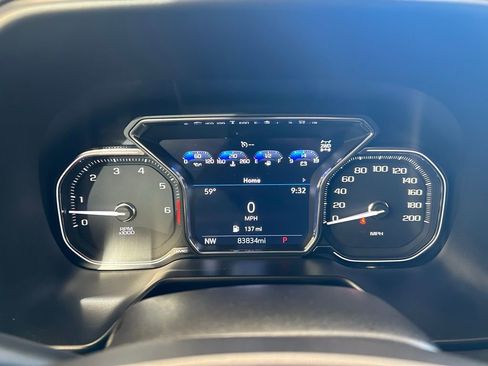 Used 2021 GMC Yukon XL AT4 image 43