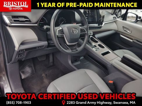 Certified 2024 Toyota Sienna XLE image 14