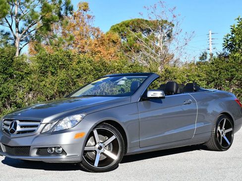 Used 2011 Mercedes-Benz E 350 Cabriolet image 22