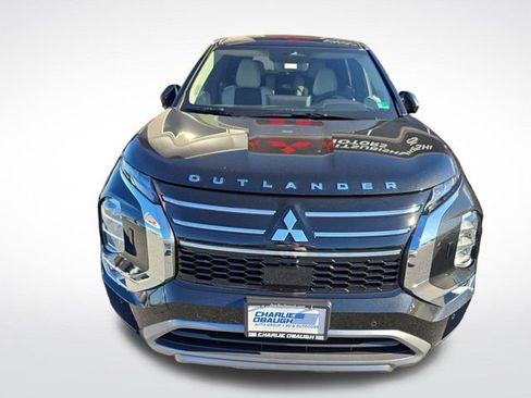 New 2025 Mitsubishi Outlander SE image 8