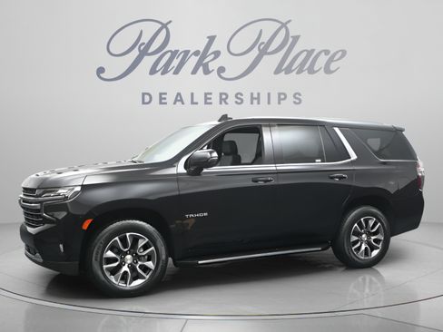 Used 2023 Chevrolet Tahoe LT w/ Luxury Package AWD/4WD image 2