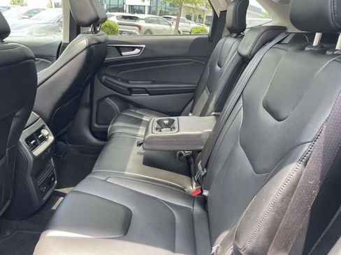 Used 2021 Ford Edge Titanium w/ Equipment Group 301A FWD image 11