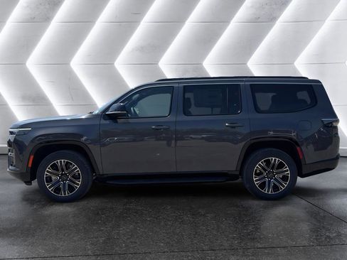 New 2026 Jeep Grand Wagoneer 4WD image 7