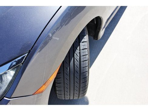 Used 2018 Honda Civic LX image 29