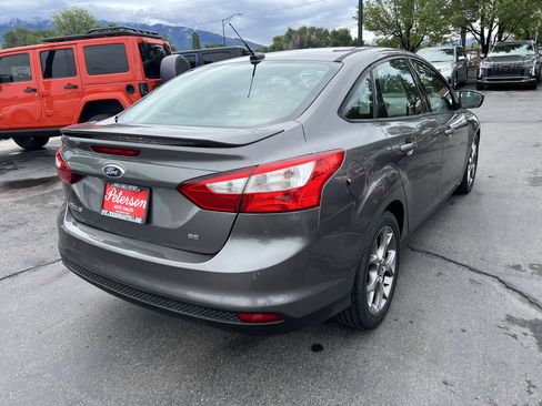 Used 2013 Ford Focus SE FWD image 8