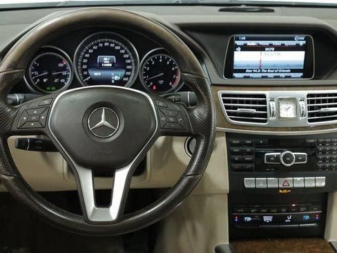 Used 2015 Mercedes-Benz E 350 Sedan image 10