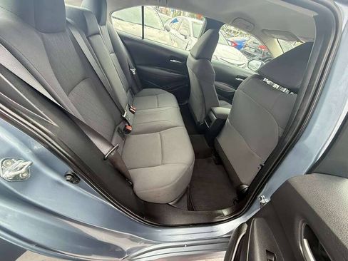 Used 2020 Toyota Corolla LE FWD image 13