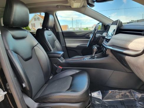 Certified 2022 Jeep Compass Latitude w/ Sun and Sound Group AWD/4WD image 25