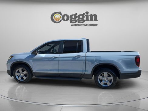 Certified 2024 Honda Ridgeline TrailSport image 2