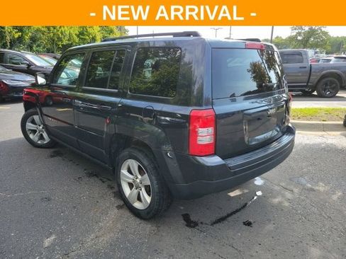 Used 2014 Jeep Patriot Latitude FWD image 5