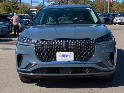 New 2026 Lincoln Aviator 2WD image 8