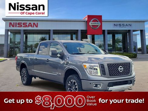 Used 2019 Nissan Titan PRO-4X w/ Pro-4x Convenience Package AWD/4WD image 1