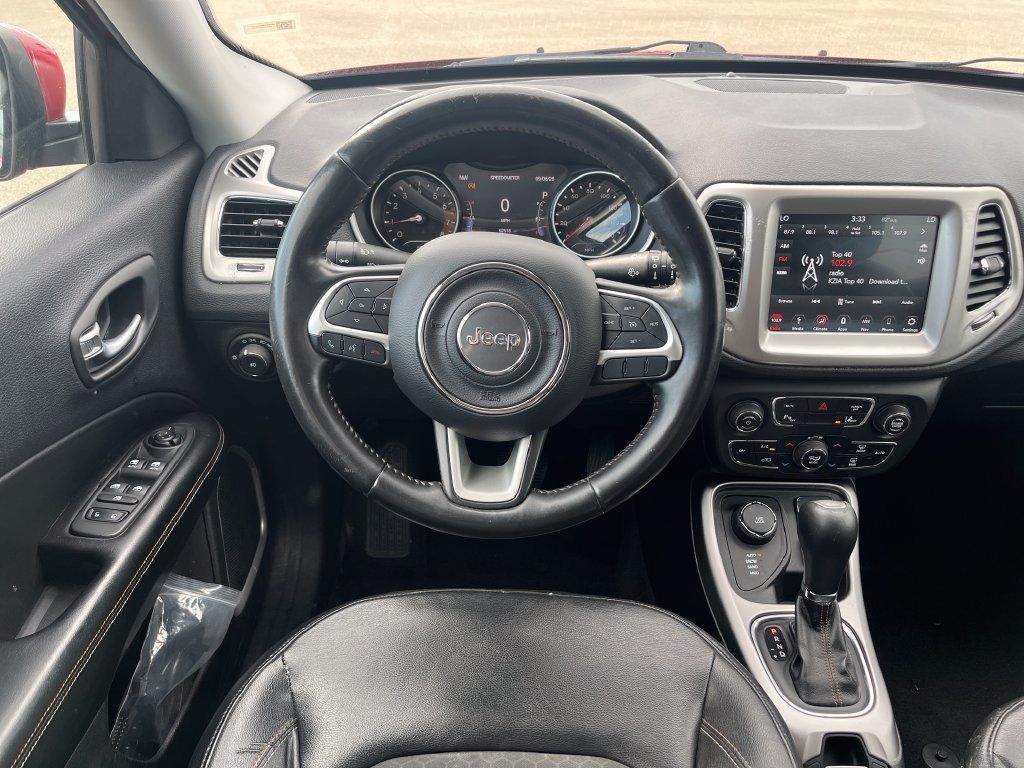 Used 2018 Jeep Compass Latitude w/ Popular Equipment Group AWD/4WD image 7
