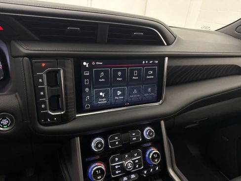 Used 2023 GMC Yukon Denali w/ Advanced Technology Package image 30