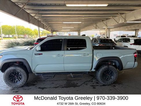 Used 2021 Toyota Tacoma TRD Pro AWD/4WD image 8