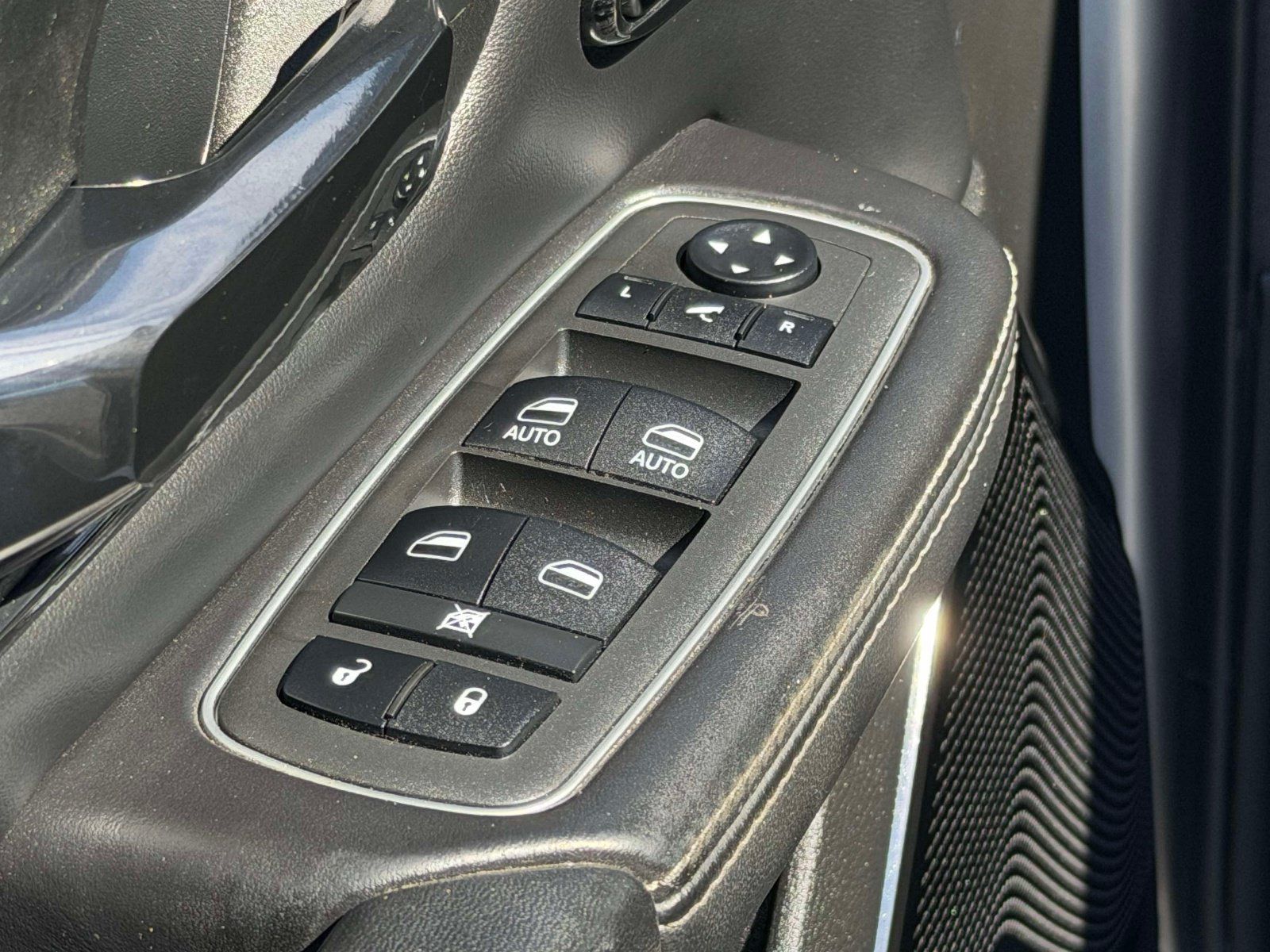 Used 2022 RAM 1500 Limited w/ Night Edition AWD/4WD image 19