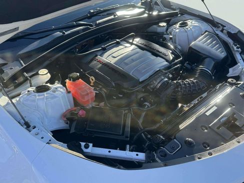 Used 2019 Chevrolet Camaro SS RWD image 48