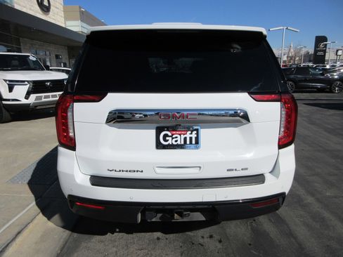 Used 2021 GMC Yukon SLE image 9