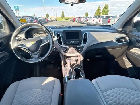 Certified 2019 Chevrolet Equinox LT image 11