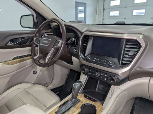 Used 2018 GMC Acadia Denali w/ Technology Package AWD/4WD image 49