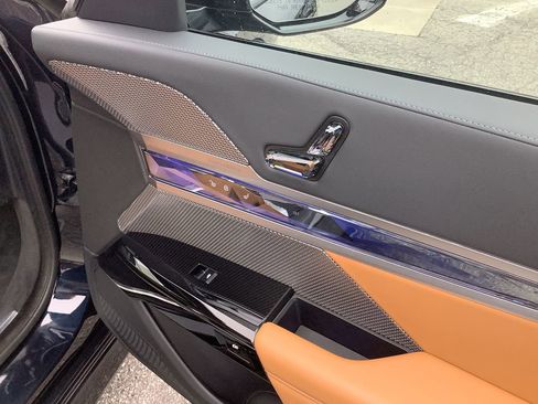 Certified 2023 BMW 740i image 35