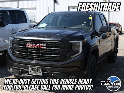 Used 2023 GMC Sierra 1500 Elevation w/ X31 Off-Road Package AWD/4WD image 4