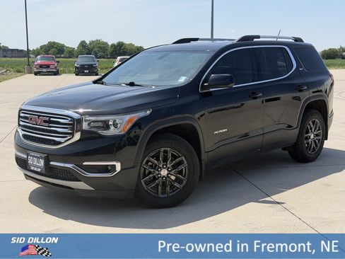 Certified 2018 GMC Acadia SLT AWD/4WD image 1