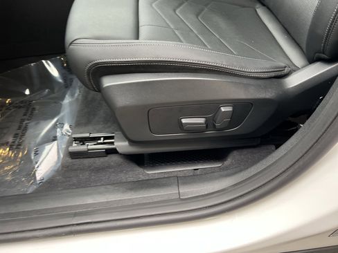 Used 2023 BMW X1 xDrive28i w/ Convenience Package image 14