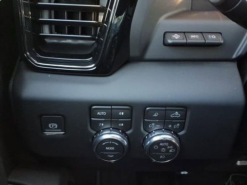 New 2026 GMC Sierra 2500 AT4 w/ AT4 Premium Plus Package image 11