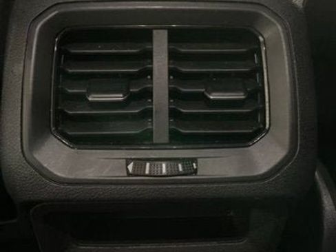 Certified 2024 Volkswagen Tiguan SE AWD/4WD image 13