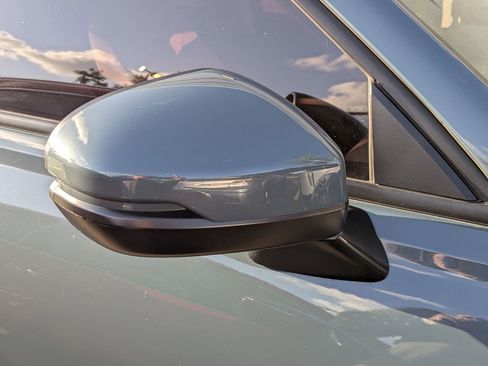 Used 2025 Honda HR-V LX image 21