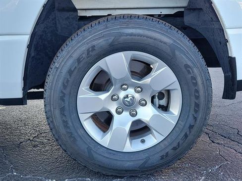 Used 2023 RAM 1500 Big Horn image 31