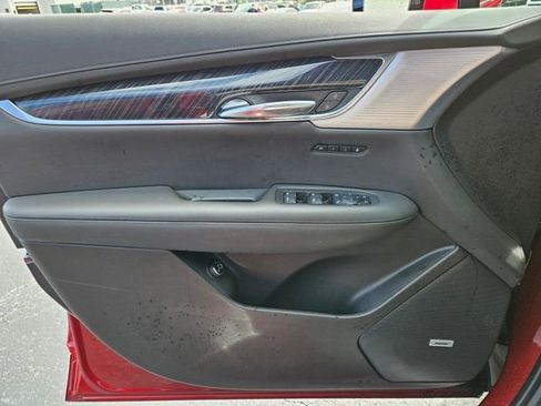 Certified 2024 Cadillac XT6 Premium Luxury w/ Technology Package FWD image 29