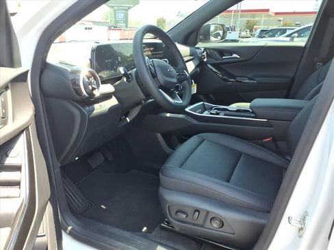 New 2027 Chevrolet Equinox LT w/ Convenience Package II AWD/4WD image 11